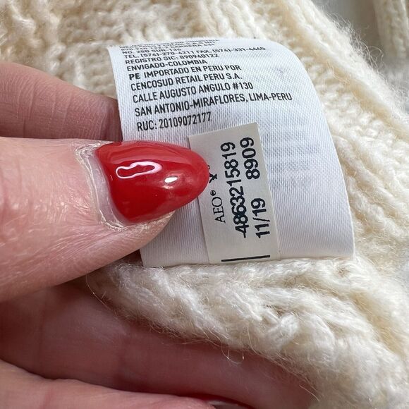 American Eagle Small Cardigan Sweater Cable Knit Oversized V-Neck Wool Cream - Picture 9 of 12